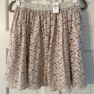 Gap skirt